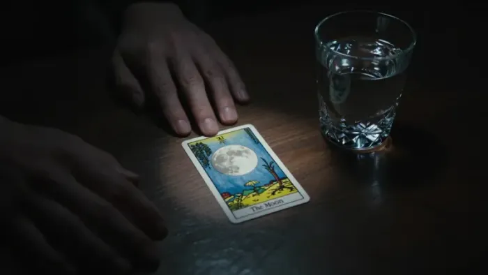 Иллюстрация к статье: Эго и работа с Тенью через Таро: взгляд юнгианского психолога